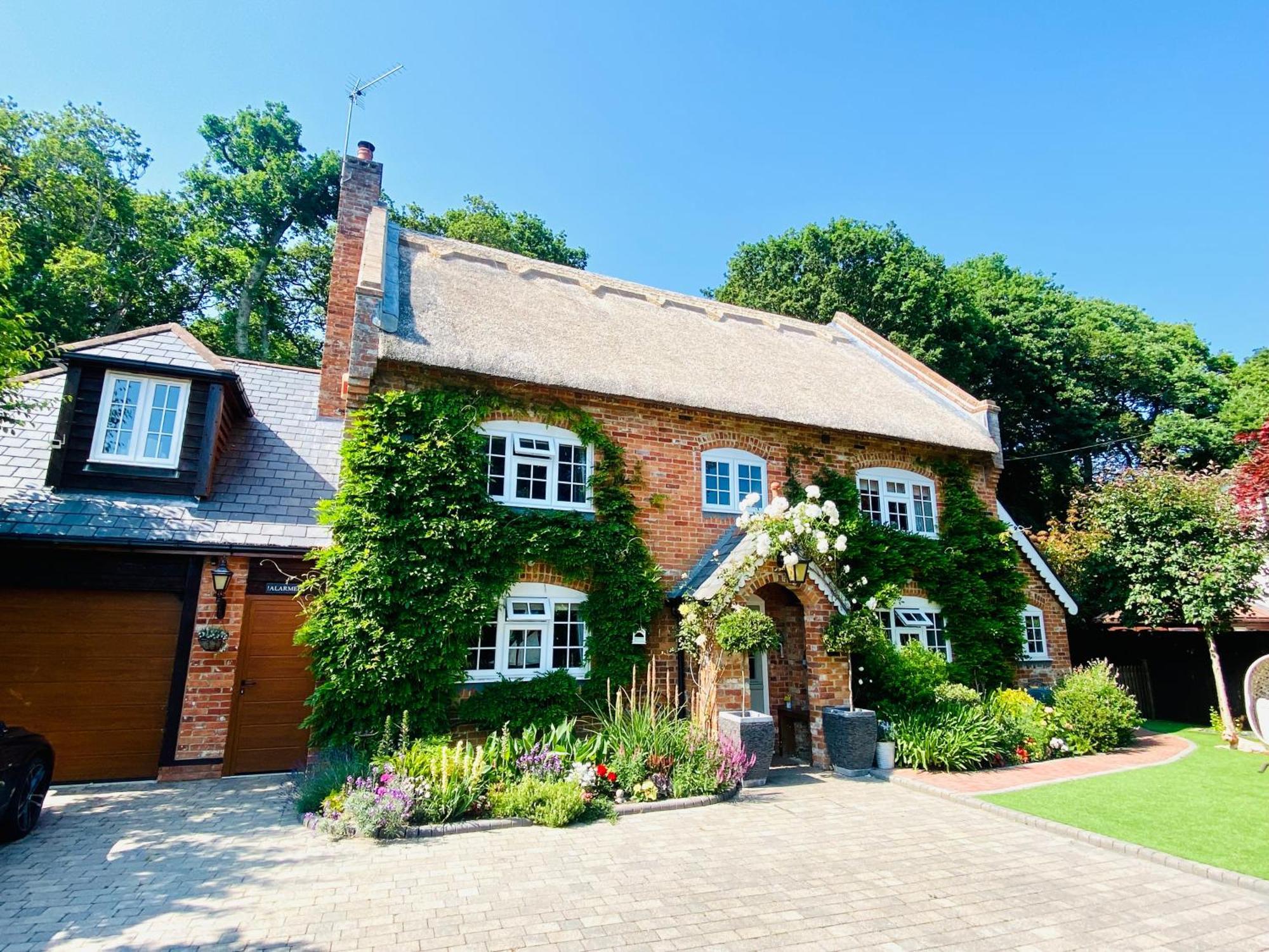 Little Woodside A Beautiful New Forest Self Contained Private Luxury Annexe New Milton Exterior foto